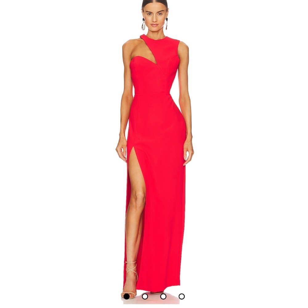 x REVOLVE Gilda Gown in Crimson
Amanda Uprichard